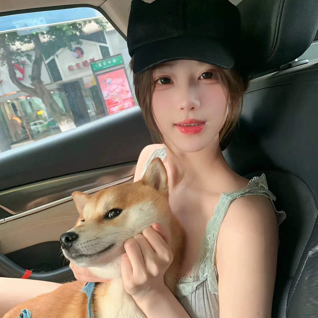 穿比基尼的外星人